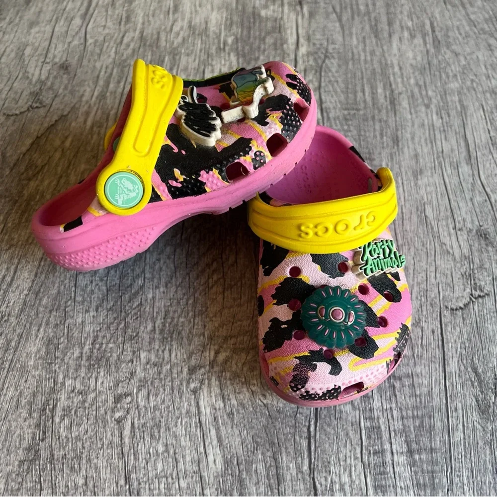 CROCS good pre